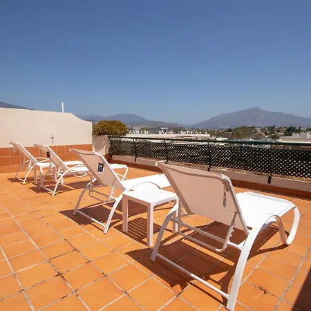 Spacious Modern Penthouse Guadalmina, San Pedro Apartamento *
