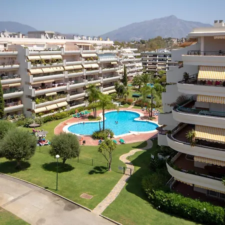 Spacious Modern Penthouse Guadalmina, San Pedro *